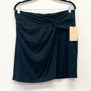 Halogen Twist Tie Waist Knit Mini Skirt – Black | Size Medium